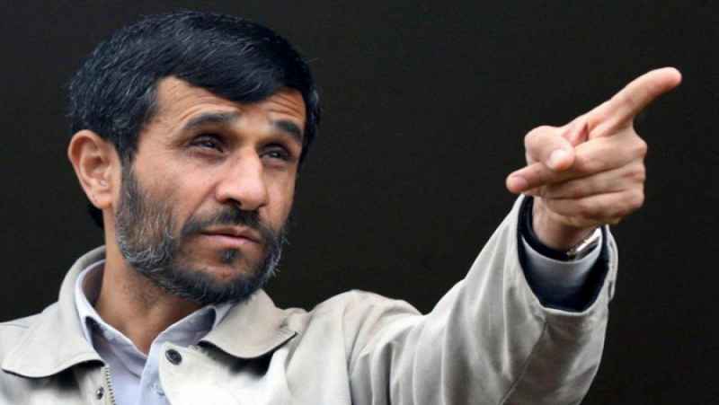 تمرکز و جنگ روانی عامل موفقیت احمدی نژاد در مناظرات سیاسی
