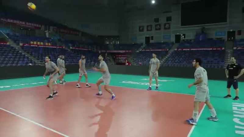 ستاره های والیبال ایران، آماده برای نبردی حساس در نیمه نهایی انتخابی المپیک