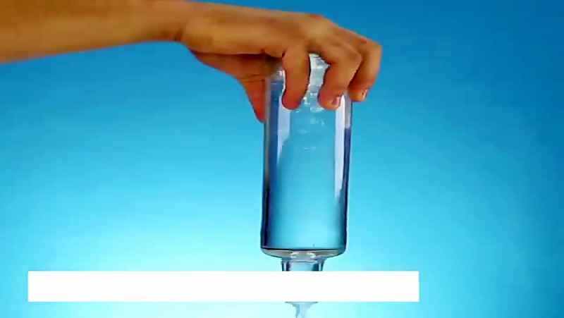 ترفند خالی کردن آب از بطری با دو برابر سرعت بیشتر (️