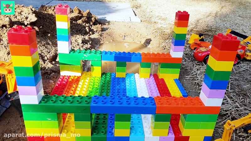 ماشین بازی / اسباب بازی / کامیون کمپرسی با بیل ساخت بلوک